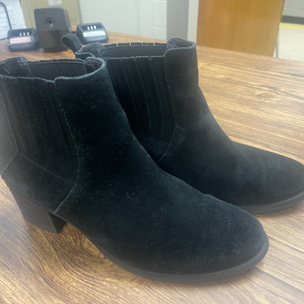 Elegant Black Ankle Booties